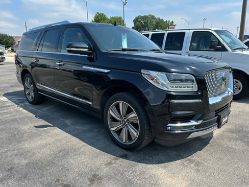 Used 2018 Lincoln Navigator L Reserve image 3