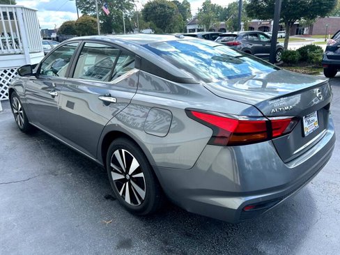 Used 2021 Nissan Altima 2.5 SV image 5