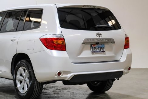 Used 2010 Toyota Highlander 2WD image 19