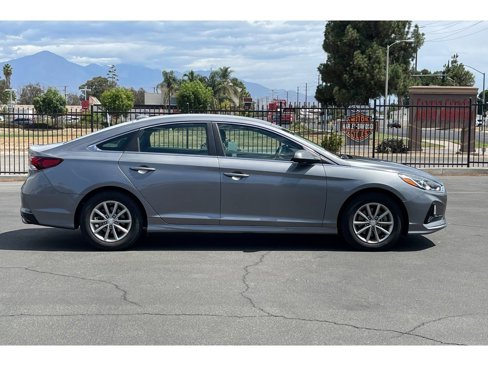 Used 2018 Hyundai Sonata SE w/ Cargo Package image 7