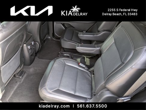 Used 2020 Ford Explorer Limited image 12