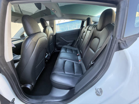 Used 2021 Tesla Model 3 Standard Range Plus image 19