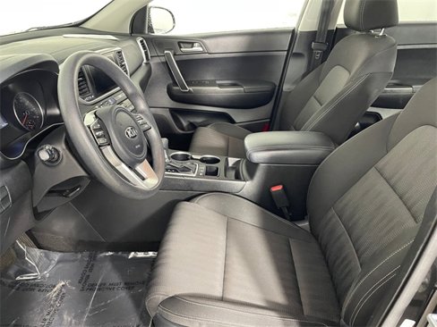 Certified 2020 Kia Sportage LX image 3