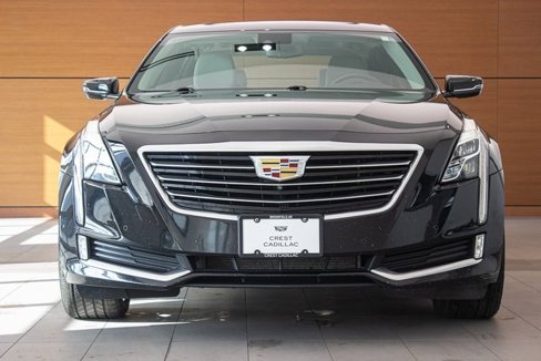 Used 2017 Cadillac CT6 Luxury image 2