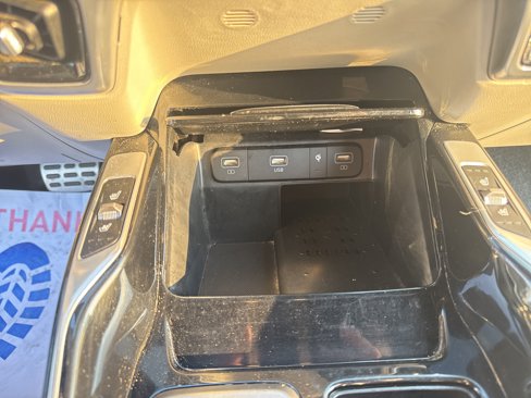 Used 2023 Kia Sorento SX Prestige image 24