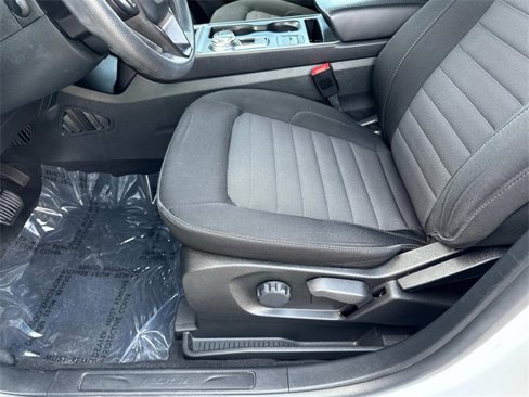 Used 2022 Ford Edge SE w/ Black Appearance Package image 12