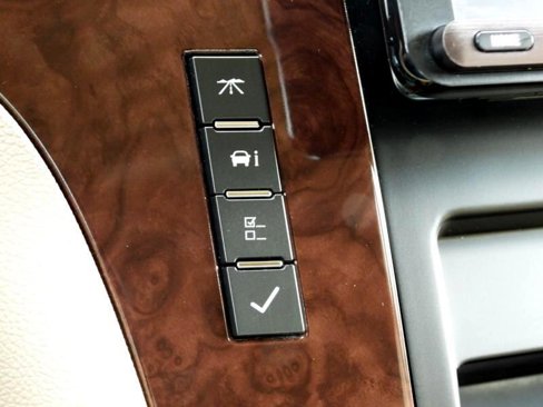 Used 2013 Cadillac Escalade Premium image 62