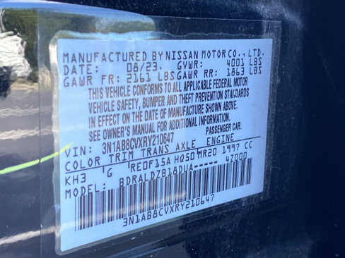 Used 2024 Nissan Sentra SV image 31