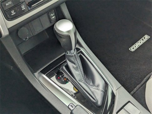 Used 2019 Toyota Corolla L image 23