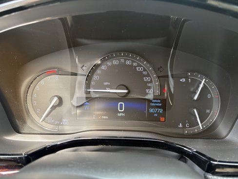 Used 2018 Cadillac XT5 Luxury w/ Driver Awareness Package image 24