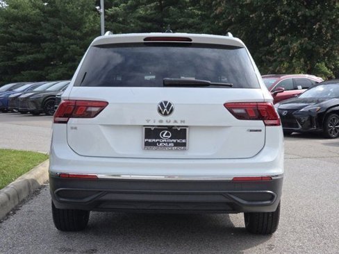 Used 2022 Volkswagen Tiguan SE image 25