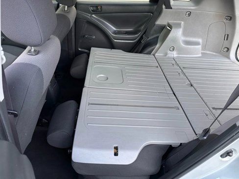 Used 2008 Pontiac Vibe image 17
