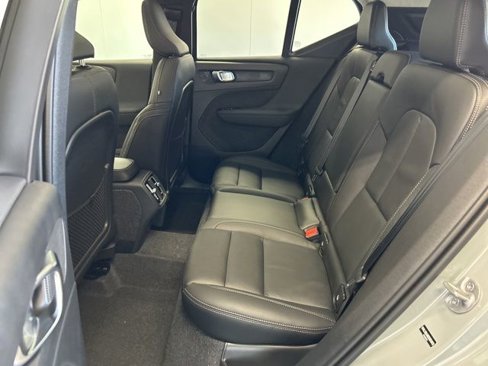 New 2025 Volvo XC40 B5 Core w/ Protection Package Premier image 12