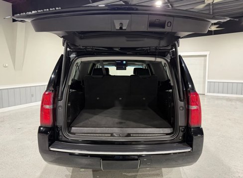 Used 2016 Chevrolet Suburban LTZ image 28