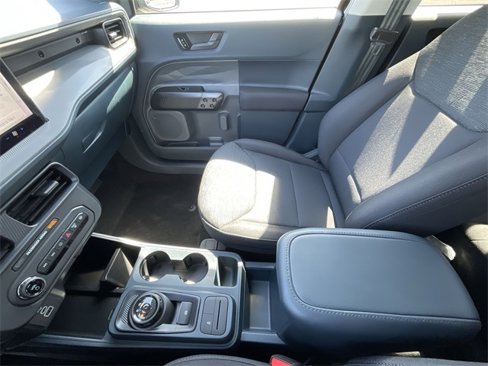 New 2025 Ford Maverick XL image 20