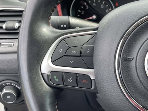 Used 2019 Jeep Compass Trailhawk image 17