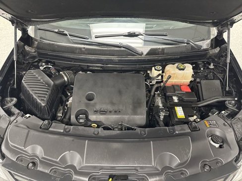 Used 2018 Chevrolet Traverse Premier w/ Redline Edition image 12