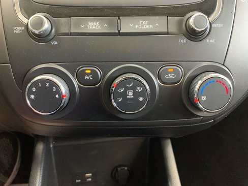 Used 2018 Kia Forte LX w/ LX Rear Camera Package image 38