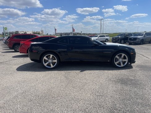 Used 2010 Chevrolet Camaro SS w/ White Stripe Package image 4