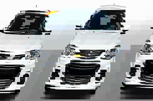 Used 2020 Chevrolet Sonic LT image 3
