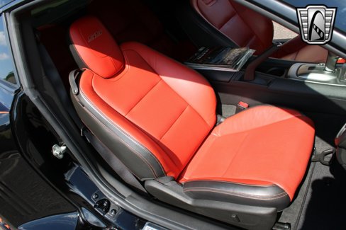 Used 2010 Chevrolet Camaro SS w/ Interior Accent Trim Package image 26