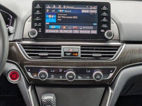 Used 2018 Honda Accord EX image 13
