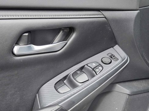Used 2023 Nissan Sentra SV image 37