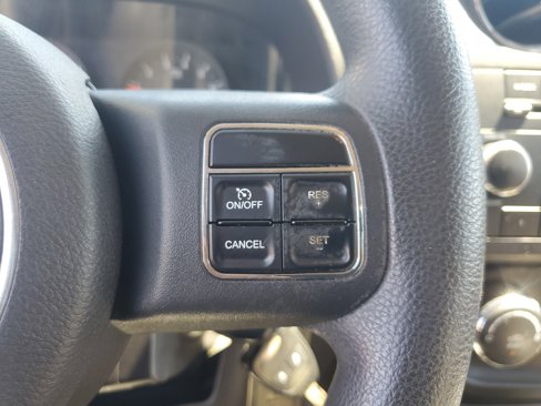 Used 2011 Jeep Compass 2WD image 27