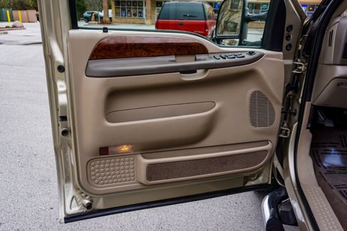 Used 2001 Ford F350 4x4 Crew Cab DRW Super Duty image 18
