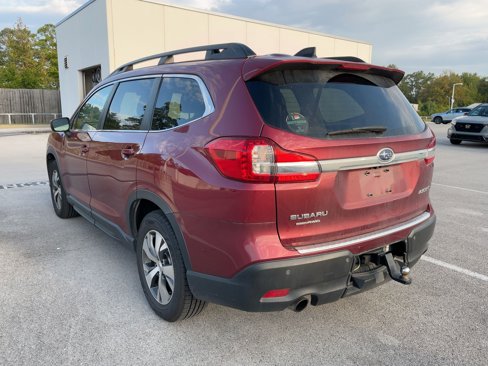 Used 2019 Subaru Ascent Premium image 2