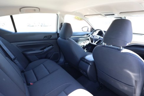 Used 2023 Nissan Altima 2.5 SV image 16