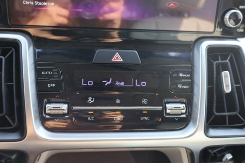 Used 2022 Kia Sorento S image 19