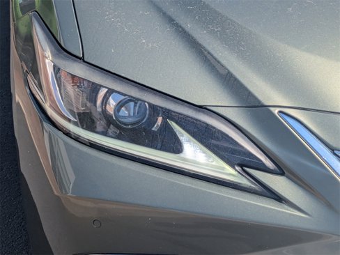 Used 2019 Lexus ES 350 Luxury image 9