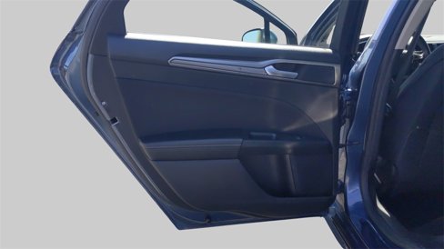 Used 2019 Ford Fusion SE image 29