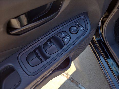 New 2025 Nissan Versa S image 13