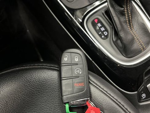 Certified 2018 Jeep Compass Limited w/ Navigation Group image 28