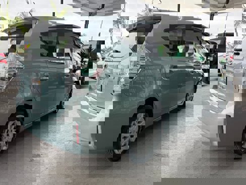 Used 2013 Toyota Prius V Two image 10