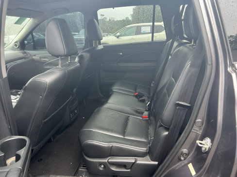 Used 2016 Honda Pilot Touring image 9