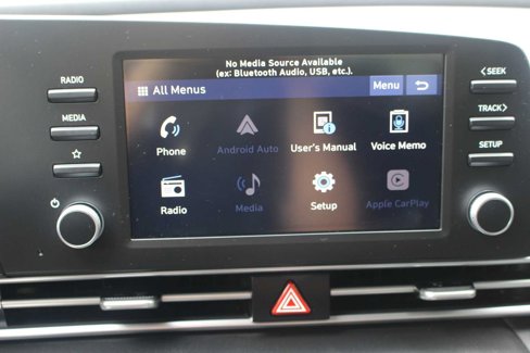 Used 2023 Hyundai Elantra SE image 29