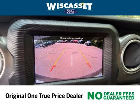 Used 2018 Jeep Wrangler Unlimited Sahara image 8