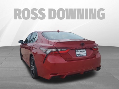 Used 2023 Toyota Camry SE image 6