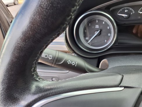 Used 2020 Buick Envision Essence image 25
