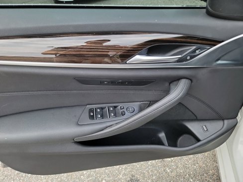 Used 2019 BMW 530i xDrive image 20