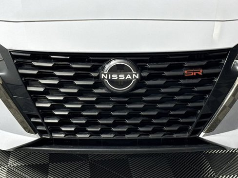 Used 2024 Nissan Altima 2.5 SR image 45