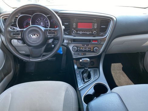 Used 2015 Kia Optima LX image 4