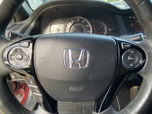 Used 2017 Honda Accord Sport image 16