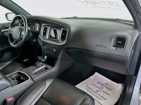 Used 2022 Dodge Charger SXT w/ Leather Interior Group image 27