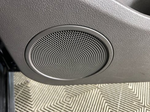Used 2020 Ford Transit Connect XL image 28
