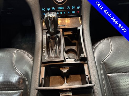 Used 2018 Ford Taurus Limited image 16