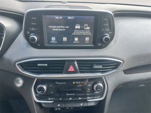 Used 2019 Hyundai Santa Fe Limited image 18